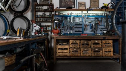 Workshop Industri Modern: Pentingnya Hand Tools Berkualitas untuk Produktivitas Maksimal